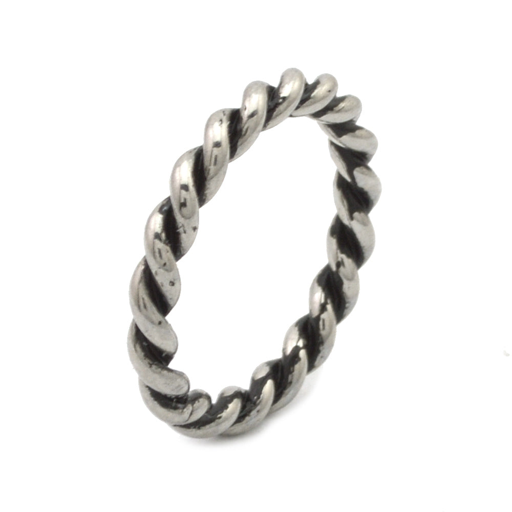 Ladies Twisted Ring