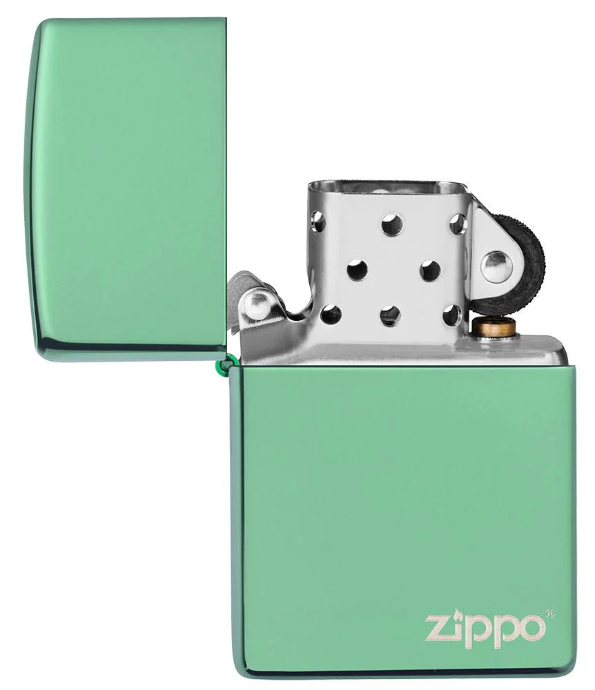 Classic High Polish Green with Logo Zippo