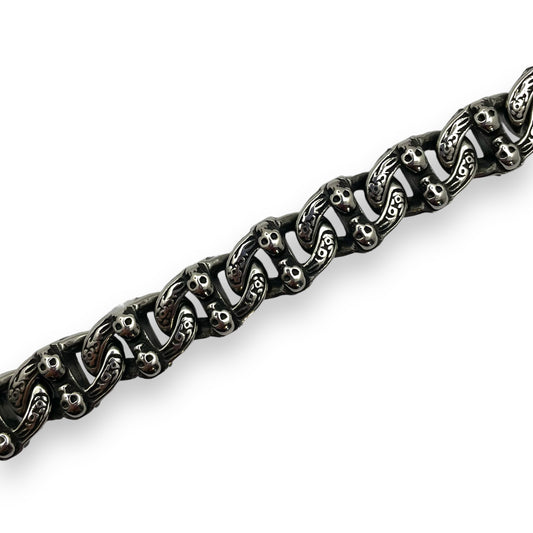 Reversable Skully Bracelet in Surgical Stainless Steel
